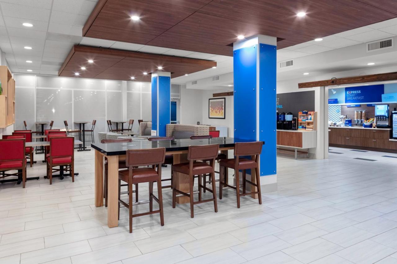 Express & West - Medical Park By Ihg 3*